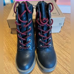 Dirty Laundry Black Lace Up Heeled boots EU 38.5